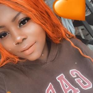 Meet your Posher, Lashay